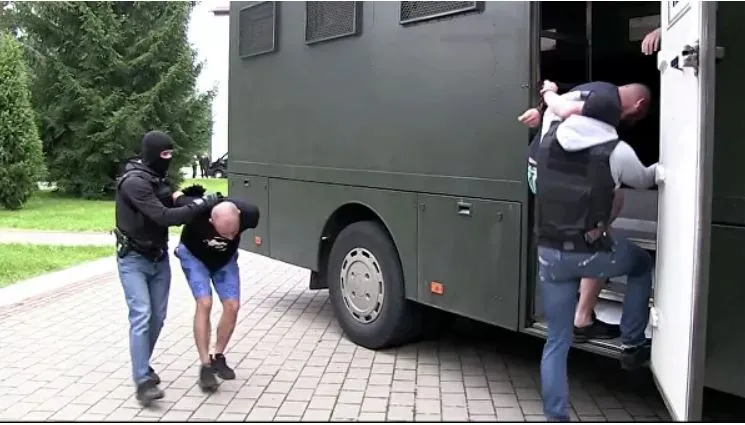 Украина выразила сожаление из-за передачи Белоруссией задержанных россиян