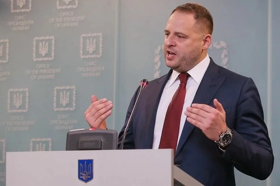 В офисе Зеленского заявили, что мнение Фокина по Донбассу не отражает позицию Киева