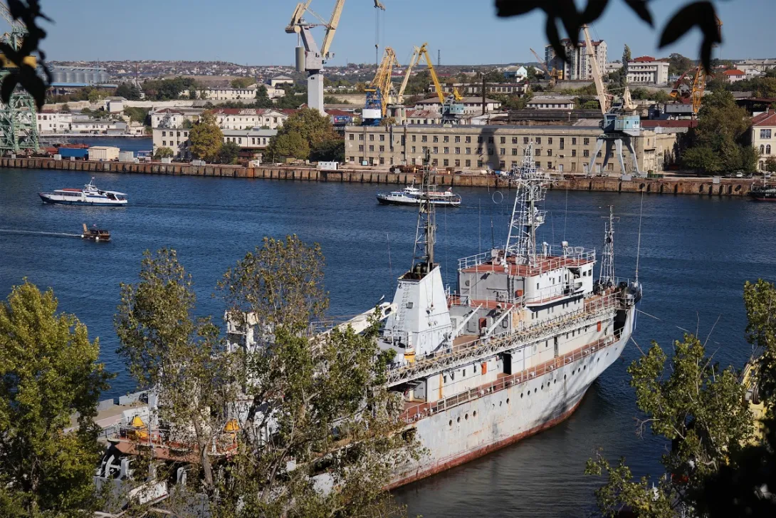 ОСК сделает судостроение в Севастополе более компактным 
