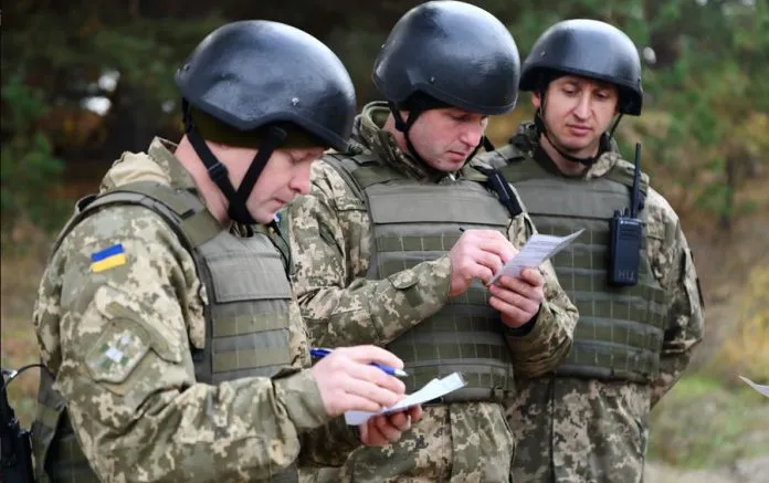 Киев ограничивает условия въезда в Донбасс с трёх областей