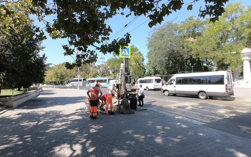 На проспекте Нахимова в Севастополе установят светофор с кнопкой