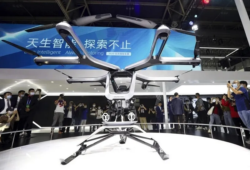 В Китае презентовали летающий автомобиль