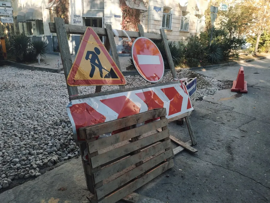 Севастопольская улица остаётся в эпицентре конфликта