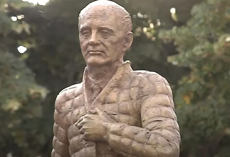 Памятник Горбачёву установили в Германии