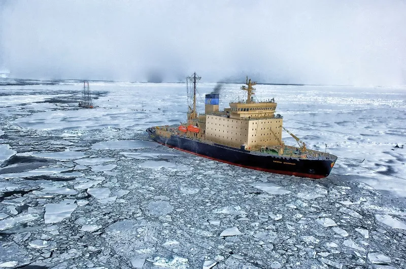 Китай собирается устроить делёжку Арктики с Россией