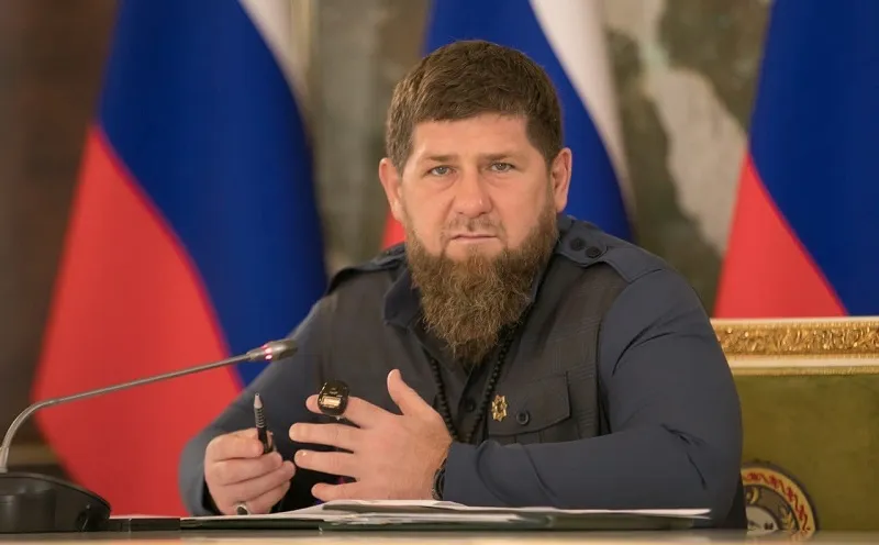 Кадыров ответил Пескову, что готов уйти с поста главы Чечни