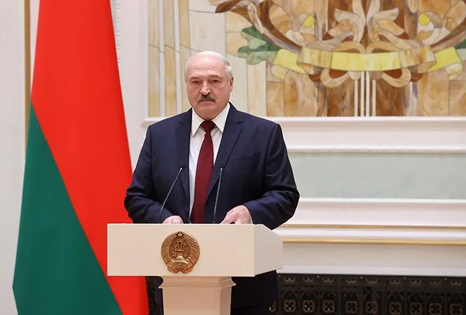 Лукашенко не впустит обратно уехавших в Польшу врачей