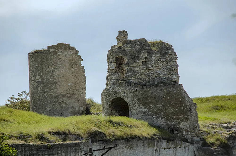 В Севастополе рассыпается старинная крепость Каламита
