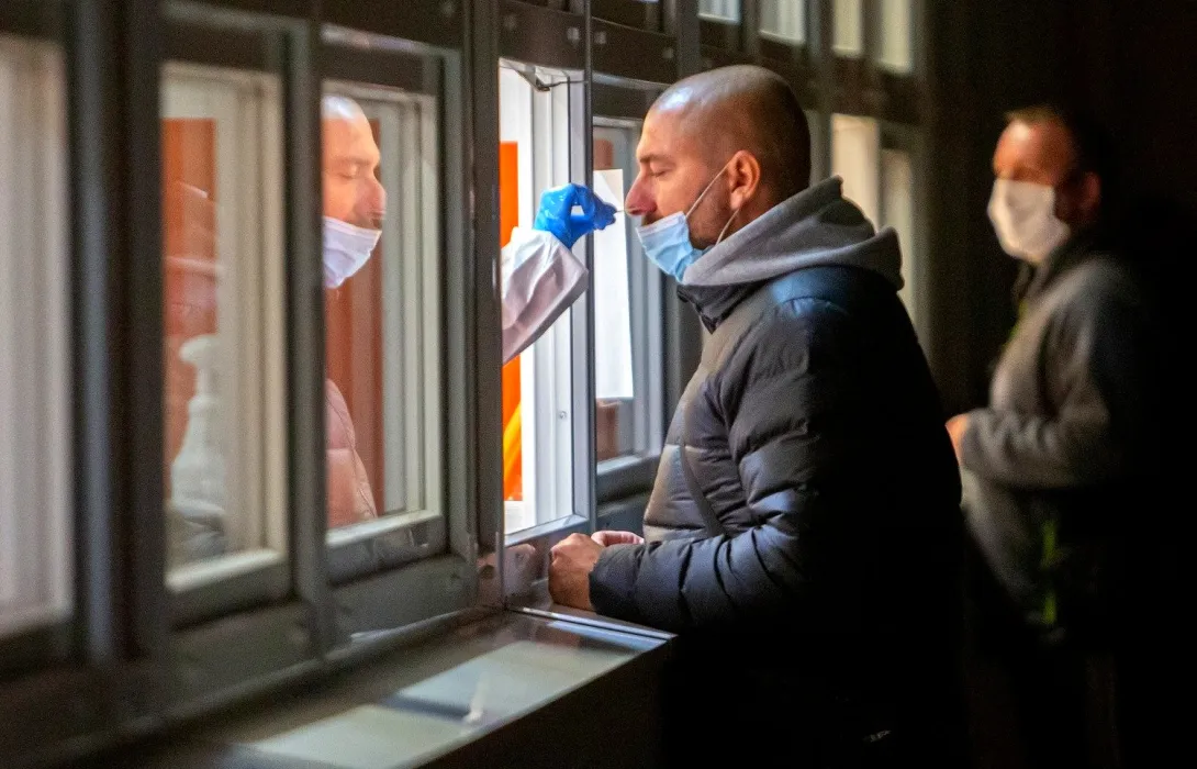 «Контактных» севастопольцев не будут тестировать на коронавирус 