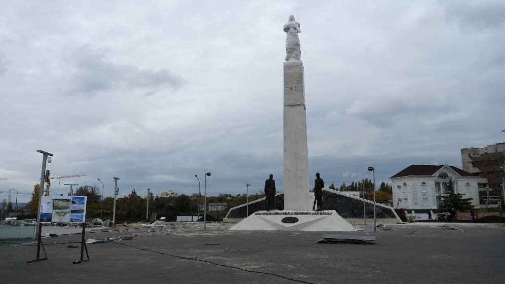 Как сегодня выглядит памятник Примирения в Севастополе 