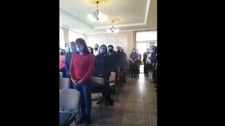 В Закарпатье депутаты принесли присягу Украине, но спели гимн Венгрии