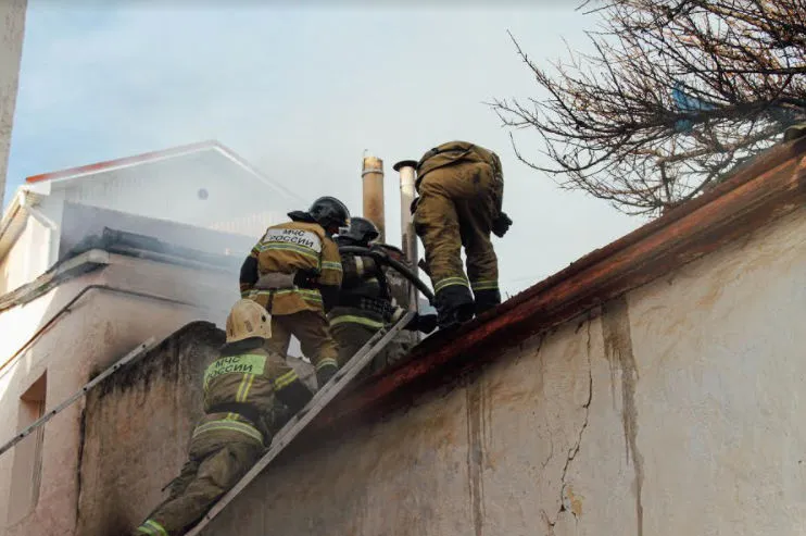 В Севастополе произошёл большой предновогодний пожар