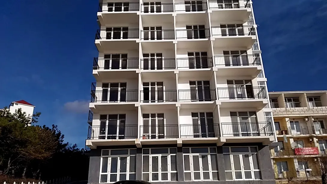 Жителям апартаментов в Севастополе отключили электроэнергию