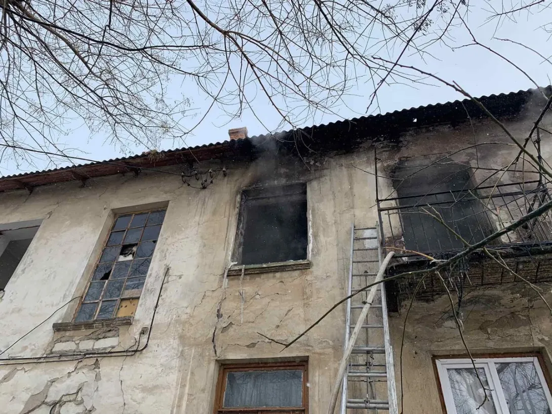 В очередной заброшке Севастополя произошёл пожар