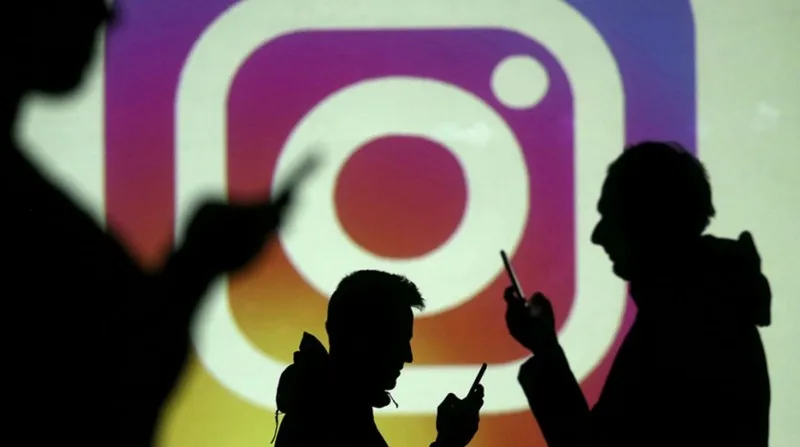 Instagram поймали на слежке за пользователями
