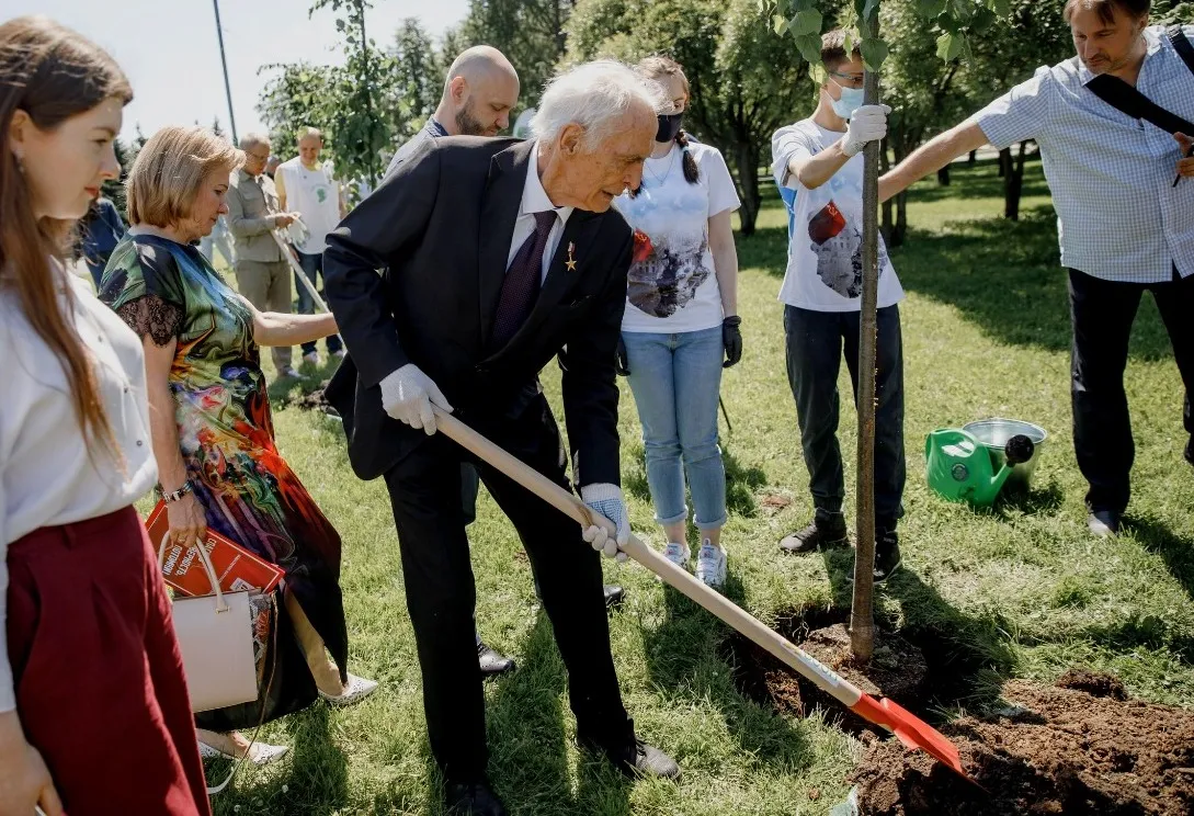 В Севастополе вырастят Сад памяти Василия Ланового 