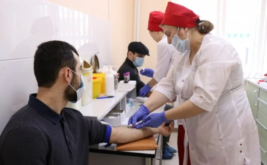 В ДНР поступила первая партия российской вакцины от коронавируса