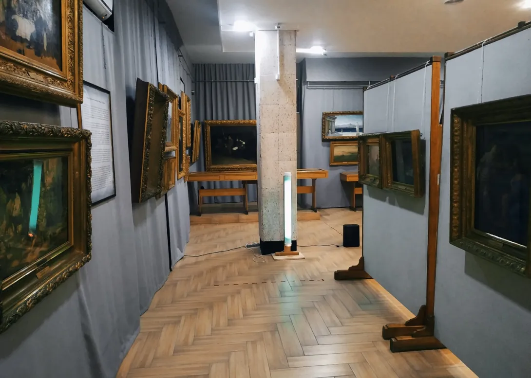 Как «бездомный» севастопольский музей хранит шедевры живописи