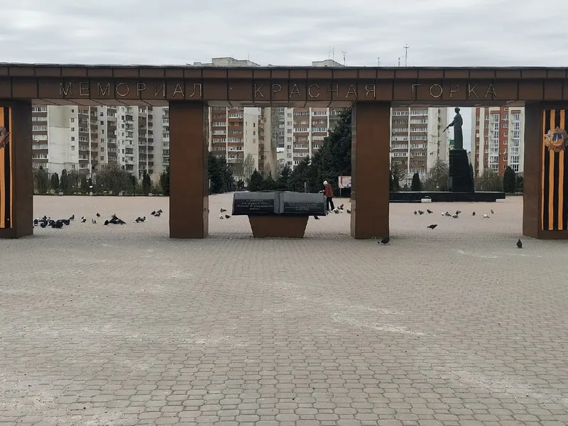 Крымчане сообщают о глумлении над мемориальным комплексом