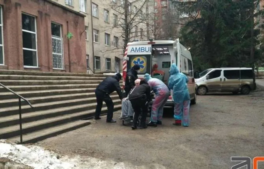 В больнице на Украине произошел взрыв 
