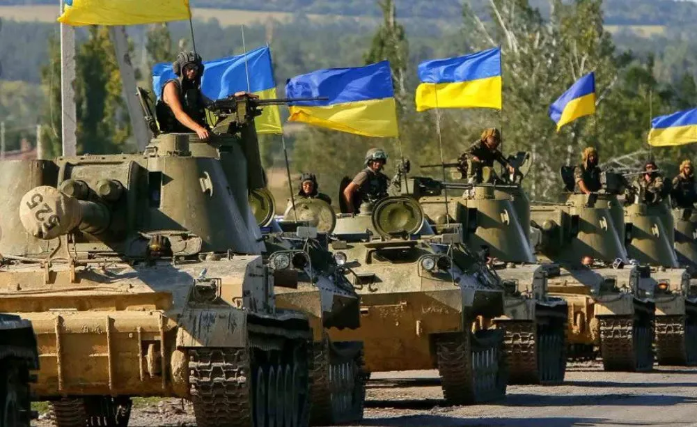 Украина готовится начать войну на Донбассе