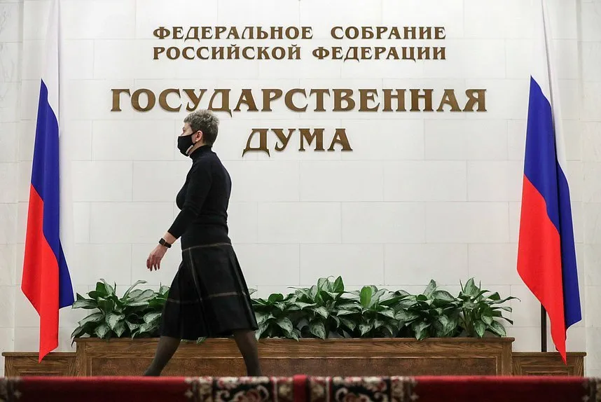 Ох кутюр: кто диктует женскую моду в российской политике
