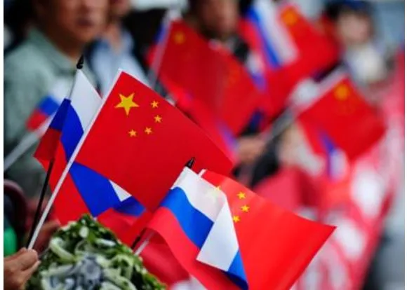  МИД КНР: Россия и Китай плечом к плечу борются с «политическим вирусом» 