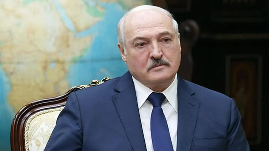 Лукашенко назвал лживым фильм о себе
