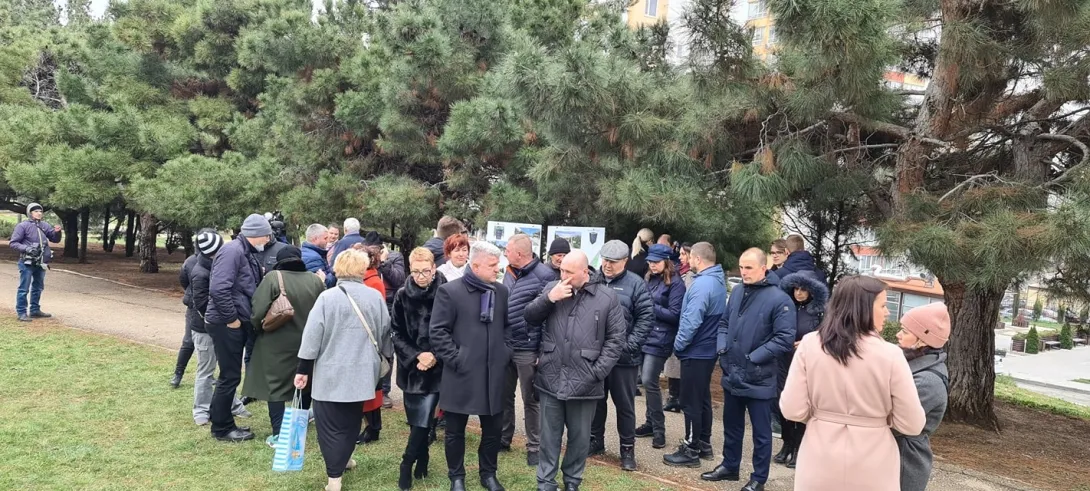 Севастопольцам показали проект благоустройства сквера на проспекте Гагарина