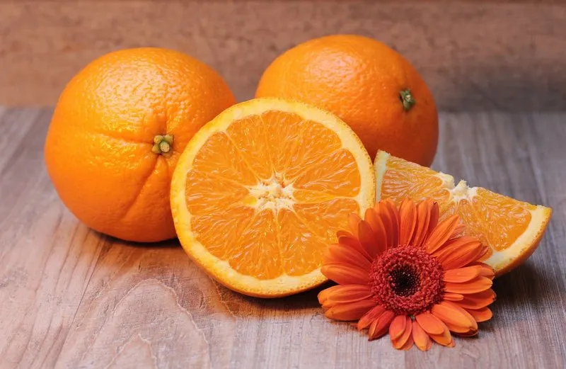 Названы признаки отличия хороших апельсинов от плохих
