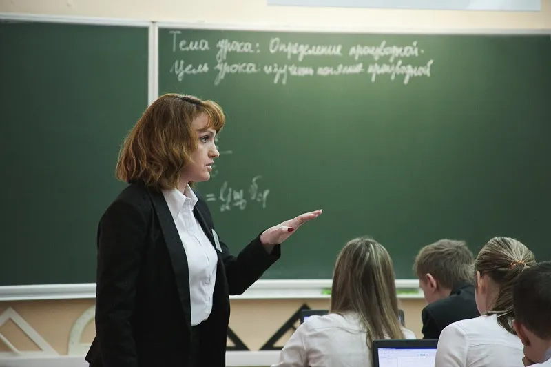 Севастопольские учителя зарабатывают больше всех педагогов на юге России