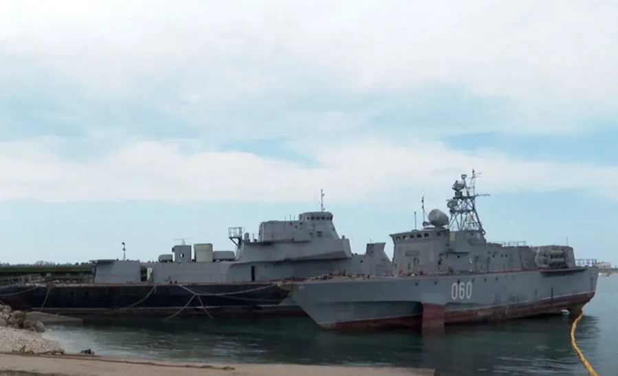 Жители Севастополя требуют остановить «грязную» утилизацию флота