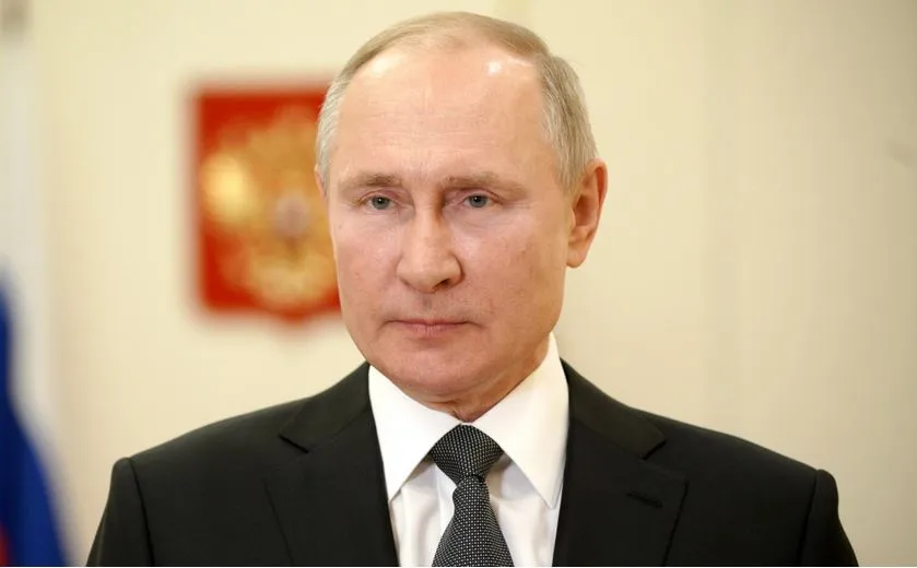 Путин не стал поздравлять с Днем Победы лидеров Украины и Грузии 