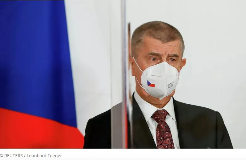Премьер Чехии Бабиш призвал страны ЕС высылать российских дипломатов