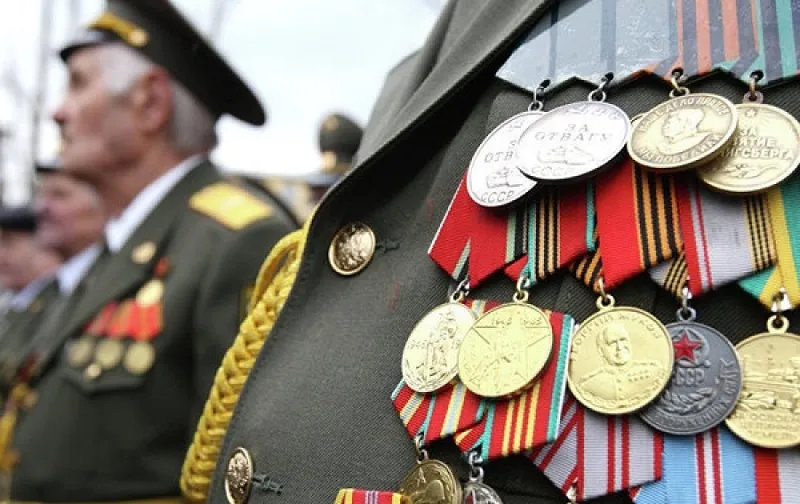 В Петербурге ветерана ограбили «поздравители» с Днём Победы