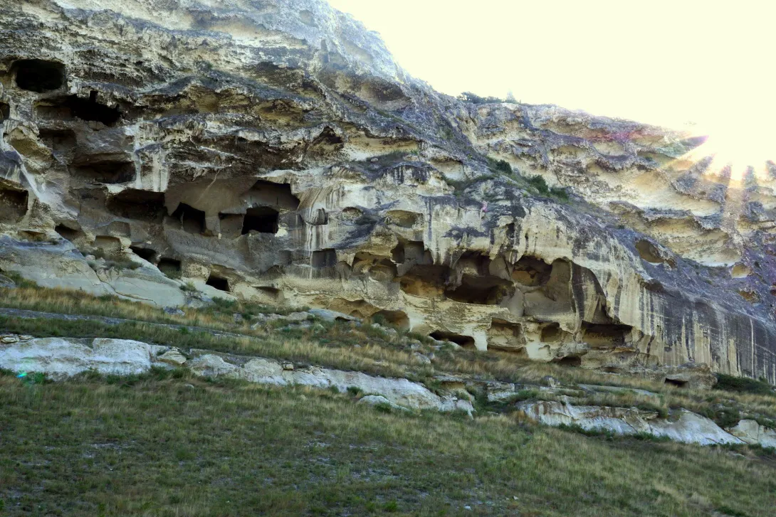 Загайтанские пещеры и дома в Инкермане спасли от железной дороги
