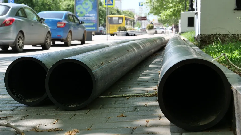 В центре Севастополя приступили к замене водопровода