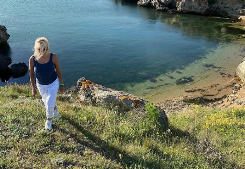 Певица Алена Свиридова показала свою дачу в Крыму
