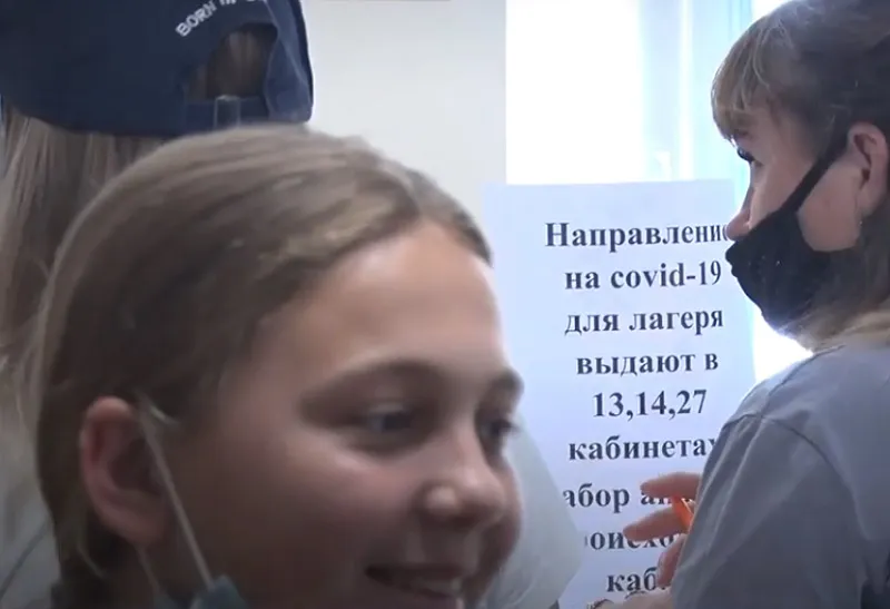 «Там какой-то ад творится»: в Севастополе разберутся с детскими очередями на ПЦР-тесты