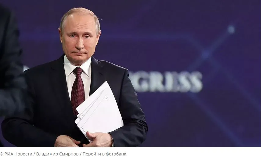 Россияне смогут более свободно ездить в Европу осенью, заявил Путин