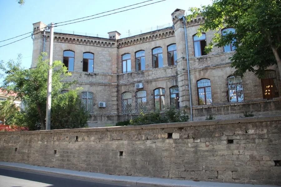 Старейшую школу Севастополя ждёт новый конкурс по реставрации 