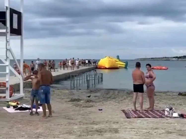 Оператор севастопольского пляжа не видит проблем в случившемся на его территории ЧП с ребенком