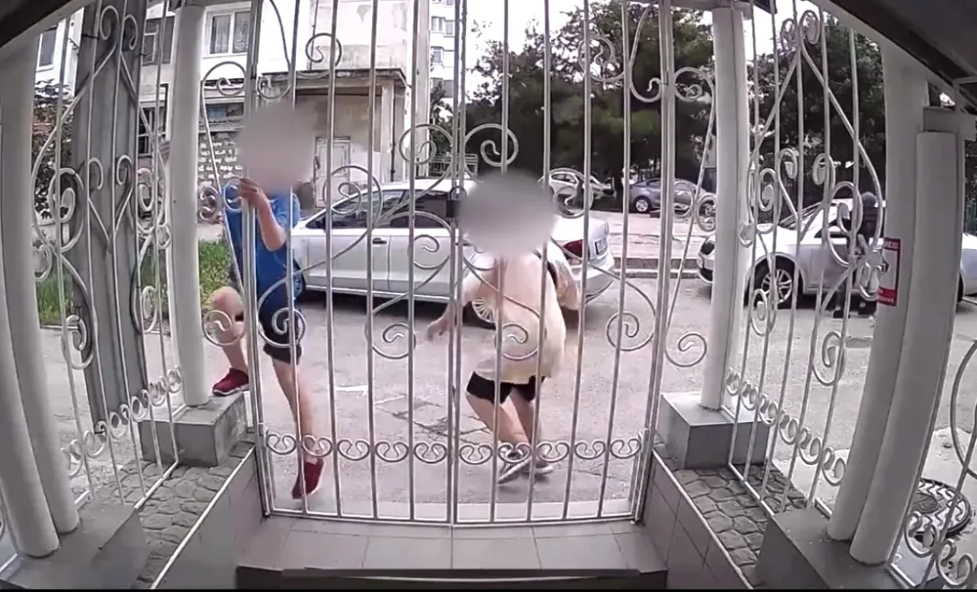 Подростков-вредителей в Севастополе нашли через соцсети 
