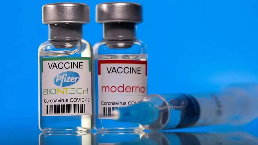 Регулятор ЕС предупредил о возможных воспалениях сердца после вакцин Pfizer и Moderna