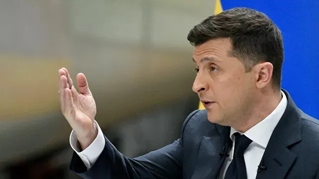 Суд в Киеве обязал возбудить дело о возможной госизмене Зеленского
