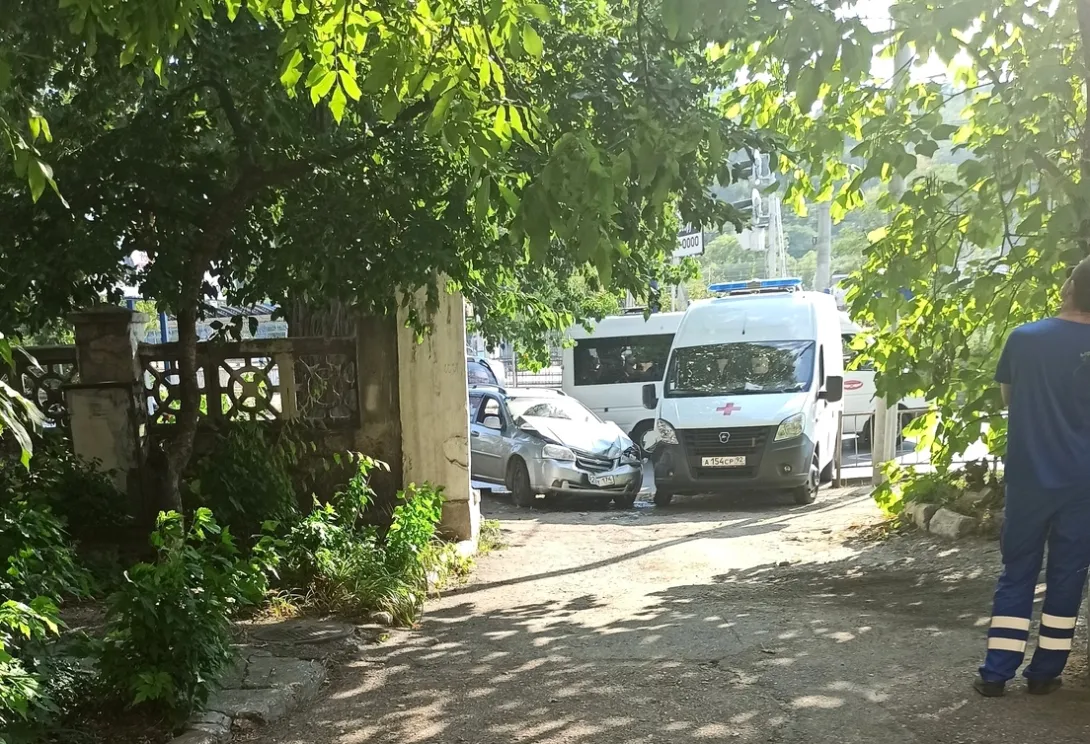 Водитель «скорой» в Севастополе оштрафован за лихую езду 