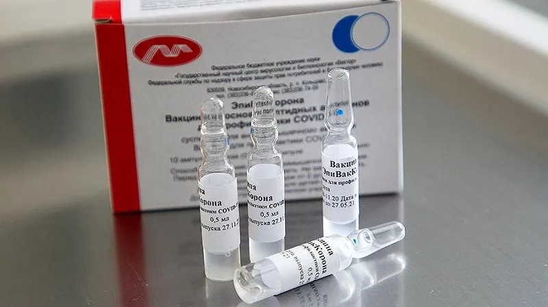 Стала известна эффективность вакцины «ЭпиВакКорона»