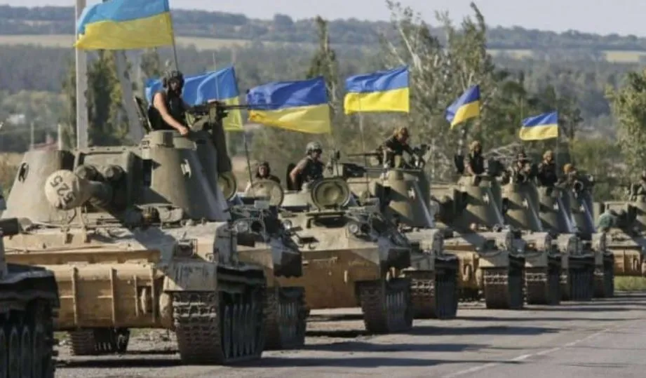 Армия должна готовиться к наступлению на оккупированные территории – главнокомандующий ВСУ