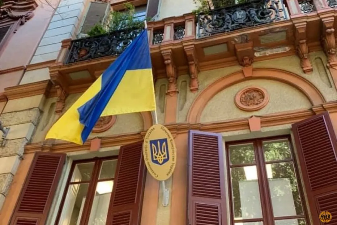 Итальянский учебник причислил Украину к «российским регионам»