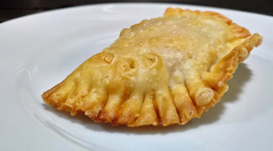 В Севастополе любительница крымской кухни за чужой счет съела сотню чебуреков 